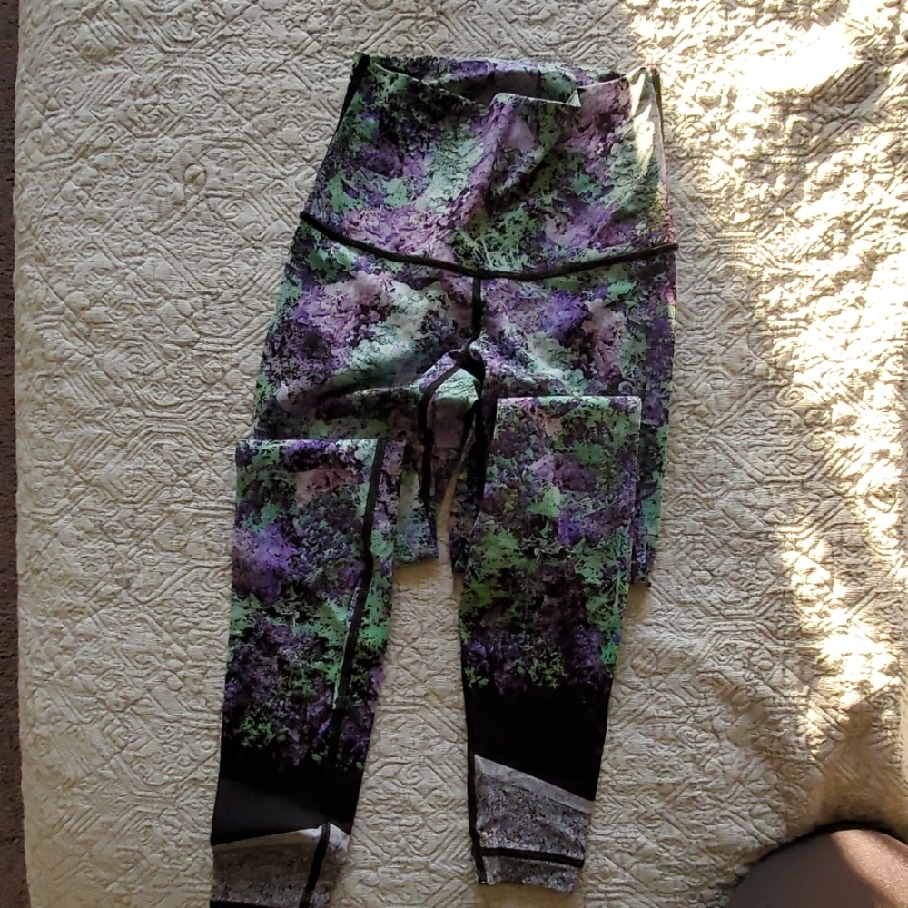 Lululemon leggings